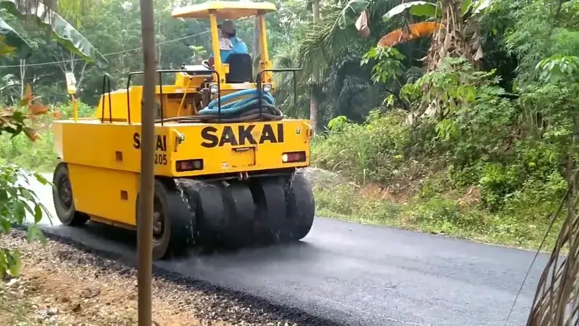 aspal jalan bergaransi